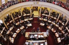 New Jersey legislature approves online gambling bill