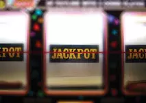 Jackpot on 3-Reel Slot Machine