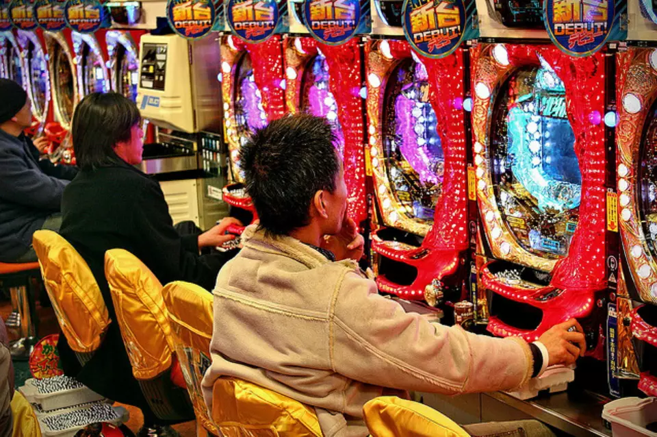 Japan Government to Reduce Pachinko Payouts by 50 Percent