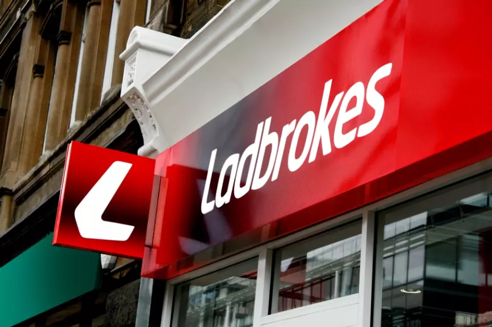 Ladbrokes and Playtech Introduce Upgraded Live Casino Ladbrokes and Playtech Introduce Upgraded Live Casino