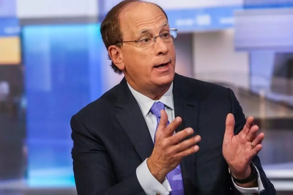 Asset Manager BlackRock’s CEO States Bitcoin Prospers Because of Its Anonymity