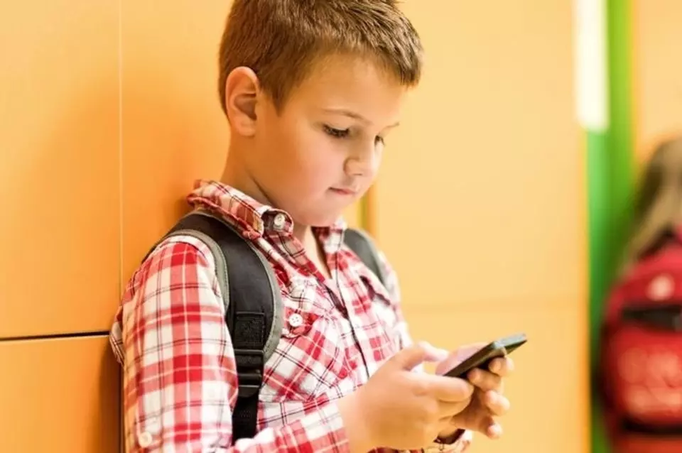 Scientific Games Offers Gambling-Style Facebook Apps Available to Children Scientific Games Offers Gambling-Style Facebook Apps Available to Children