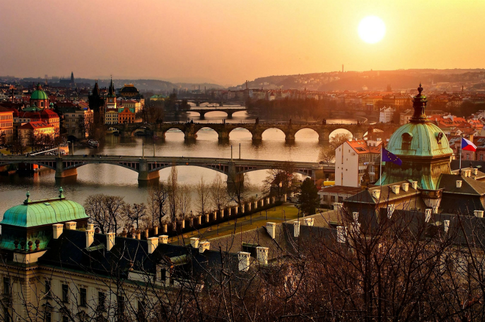 EPT Prague Kicks Off Today at Casino Atrium Hilton EPT Prague Kicks Off Today at Casino Atrium Hilton