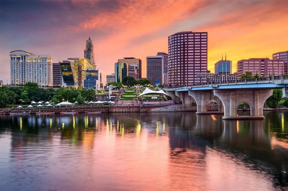 DCP Commissioner Warns Connecticut Residents about Illegal Offshore Gambling and Sports Betting Services DCP Commissioner Warns Connecticut Residents about Illegal Offshore Gambling and Sports Betting Services